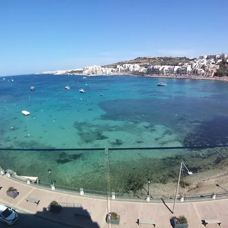 Duplexpenthouse Seafront With Hot Tub By Homely Apartment