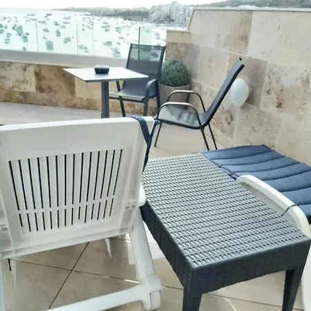 Apartment Duplexpenthouse Seafront With Hot Tub By Homely St. Paul's Bay