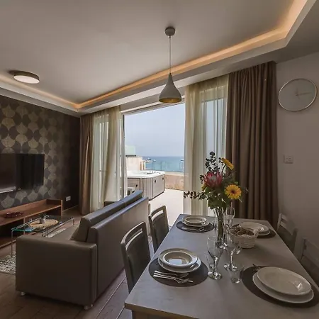 Duplexpenthouse Seafront With Hot Tub By Homely דירה סיינט פול ביי