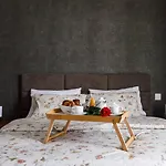 Duplexpenthouse Seafront With Hot Tub By Homely Apartment