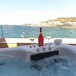 Duplexpenthouse Seafront With Hot Tub By Homely Apartment *
